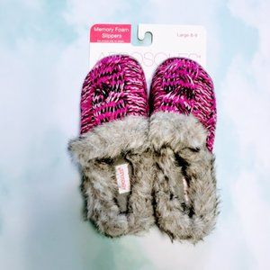 Memory Foam Slippers - Large (Size 8-9)
